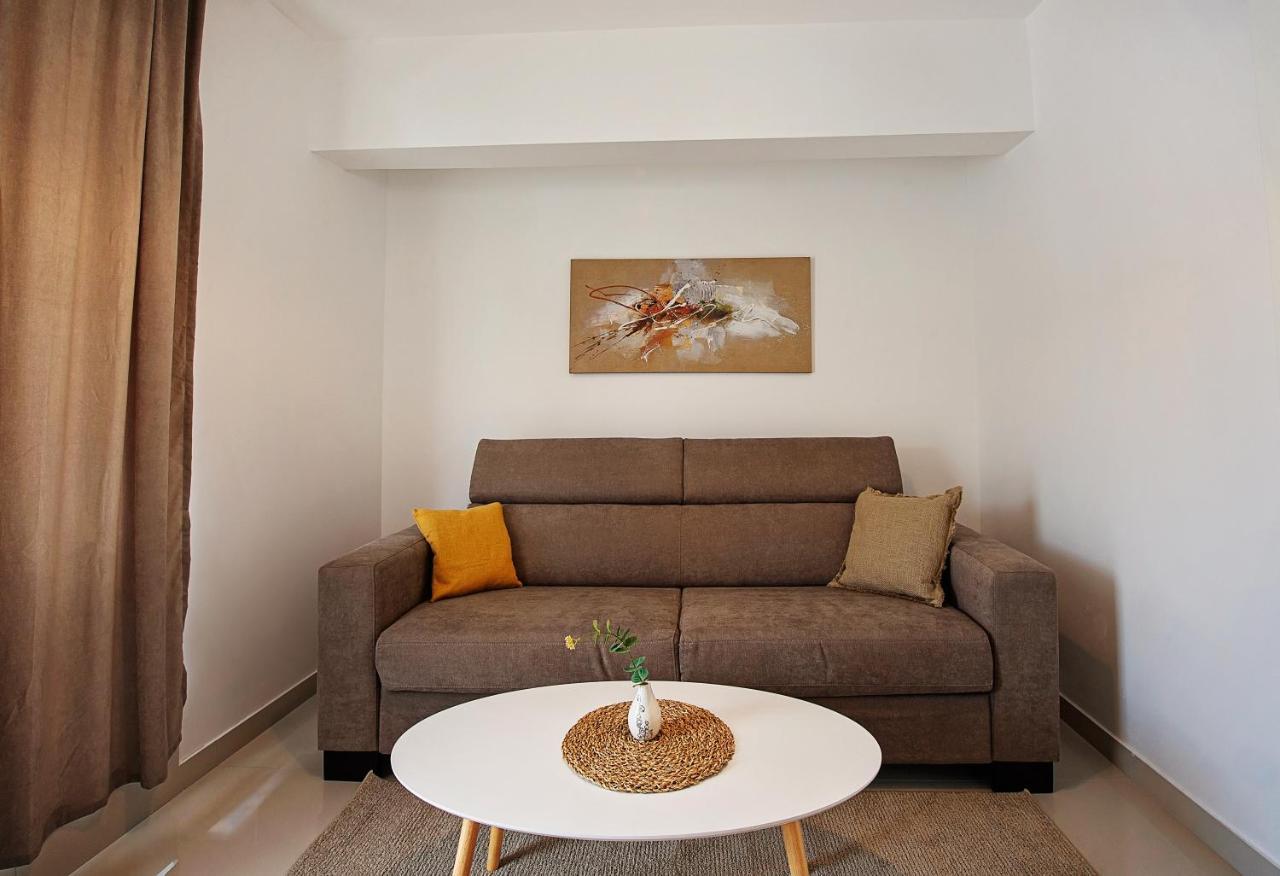 Sea Front Apartments Ivana 로고즈니차 외부 사진