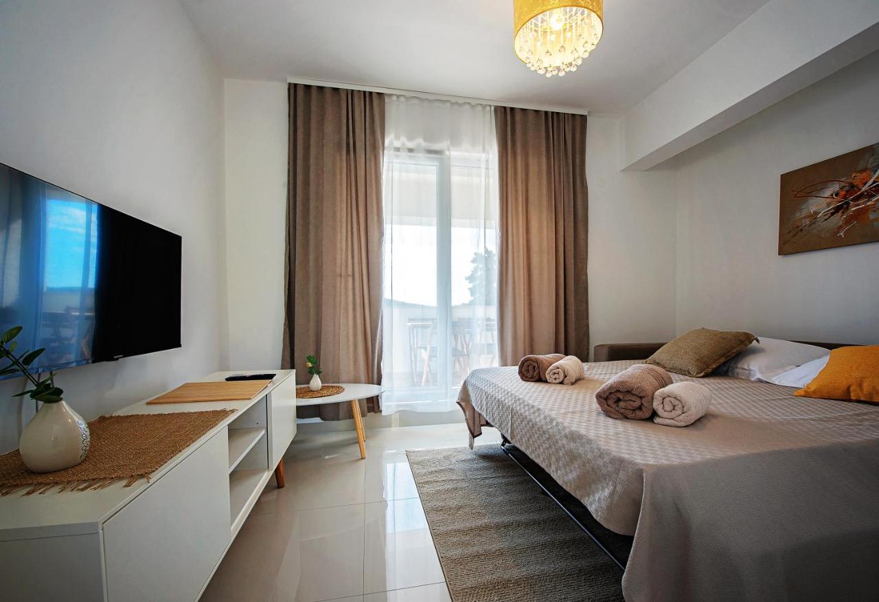 Sea Front Apartments Ivana 로고즈니차 외부 사진