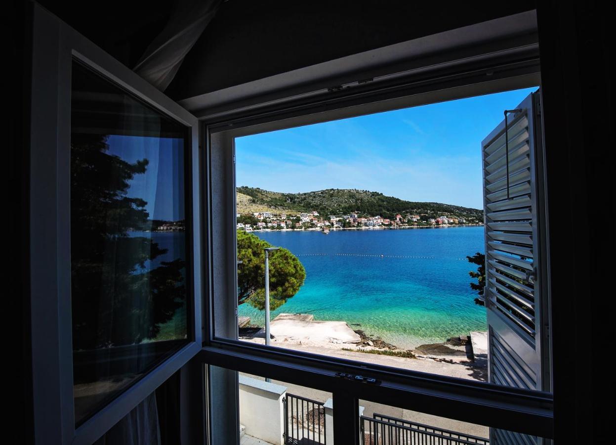 Sea Front Apartments Ivana 로고즈니차 외부 사진