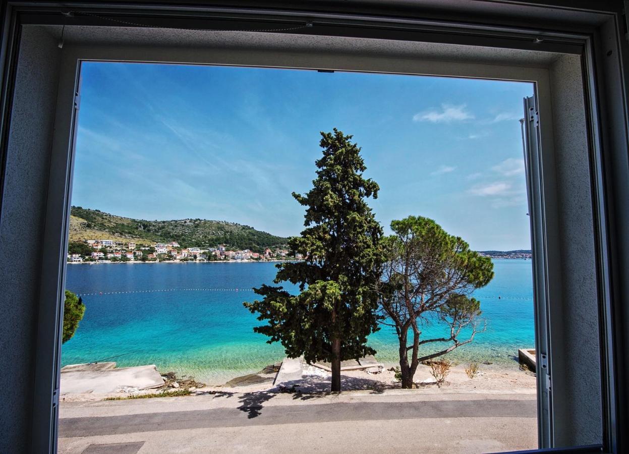 Sea Front Apartments Ivana 로고즈니차 외부 사진